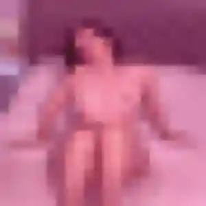 Wahiba, 27 ans, dispo pour rencontre sexy à Pleurtuit