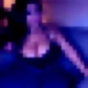 Contacte Nora, 35 ans à Poissy gratuitement