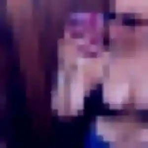 Fatima, 24 ans, en ligne à Pontault-Combault pour une rencontre coquine