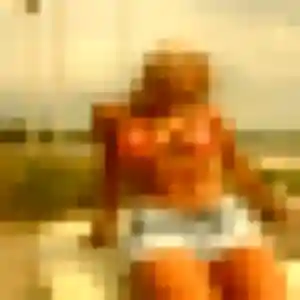 Rejoins Clarisse, 20 ans à Quimperlé gratuitement
