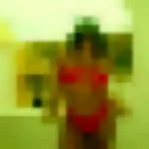 Emilie, fille de 23 ans cherche rencontre sexy à Roche-la-Molière