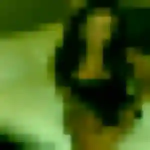 Rejoins Delphine, 25 ans à Romainville en privé