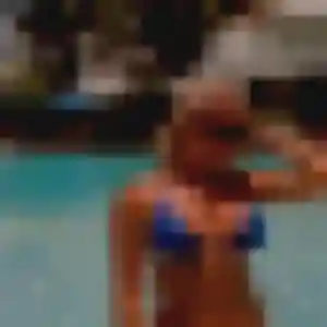 Rejoins Daphne, 20 ans à Saint-Aubin-lès-Elbeuf en t'inscrivant