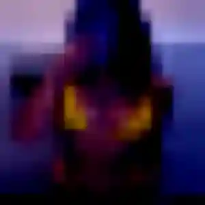 Pierrette, fille de 21 ans propose rencontre sexy à Saint-Bonnet-de-Mure