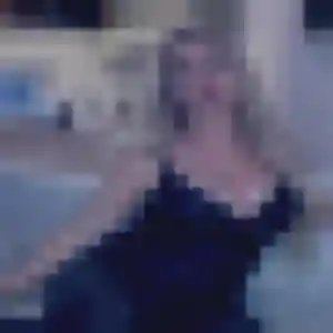 Photo de Clementine à Saint-Genest-Lerpt (22 ans) - rencontre sexy anonyme
