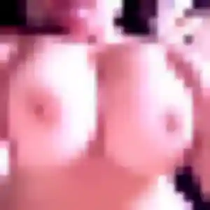 Photo de Ulrike à Saint-Jean-d'Angély (21 ans) - rencontre sexy anonyme