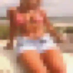 Capucine, 34 ans, dispo pour rencontre sexy à Saint-Jean-le-Blanc