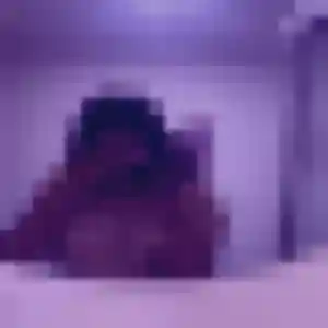 Dana, 31 ans, connectée à Saint-Louis pour un rencontre sexy