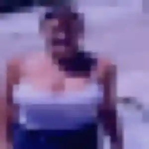 Nora (23 ans) à Sainte-Maxime attend une rencontre rapidement