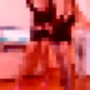 Capucine, 45 ans, en ligne à Saumur pour une rencontre coquine
