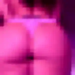 Pierrette, 22 ans, connectée à Solliès-Pont pour un rencontre sexy