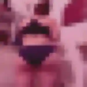 rencontre sexy à Souleuvre en Bocage : photo de Anouk, 21 ans - sans engagement