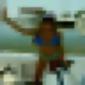 Caroline (33 ans) à Surzur propose un rencontre sexy aujourd'hui