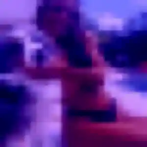 Juliette, 22 ans, dispo pour rencontre sexy à Surzur