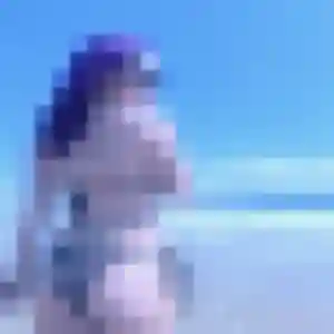 Eva de Tarascon, 19 ans - rencontre sexy en toute liberté