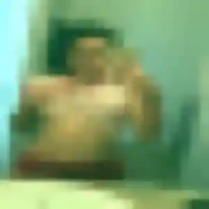 Charmante Kenza, 20 ans à Tullins - la contacter