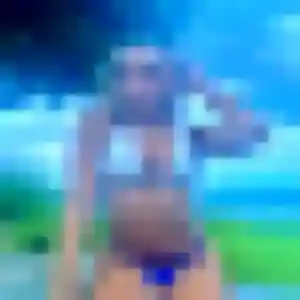 Sexy Clotilde, 20 ans à Val-de-Moder - voir sa photo