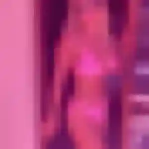 rencontre sexy à Velaux : photo de Bettina, 37 ans - accès libre