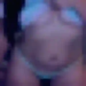Iseult (23 ans) à Vendôme propose un rencontre sexy aujourd'hui