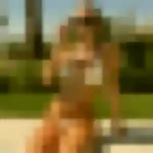Doriane de Vergèze, 19 ans - rencontre sexy en toute liberté