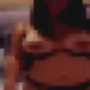 Charmante Touria, 45 ans à Viarmes - voir sa photo