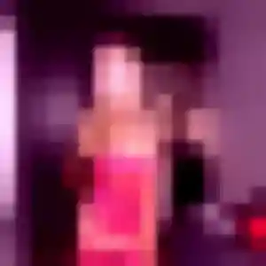 Philippine, 35 ans, dispo pour rencontre sexy à Villars