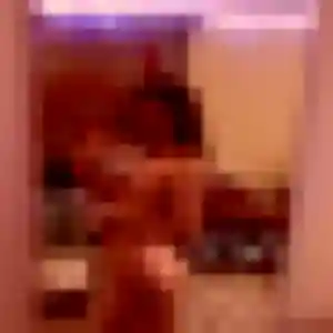 Fanny (35 ans) à Villerest propose une rencontre ce soir