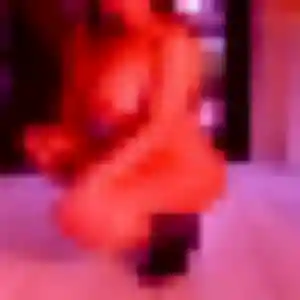 Ulrike de Vizille, 32 ans - rencontre sexy discret